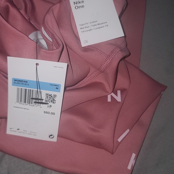 Nike Leggings - Picture 3 of 16